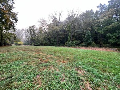 5724 Blue Church Rd, Coopersburg, PA 18036 - photo 4