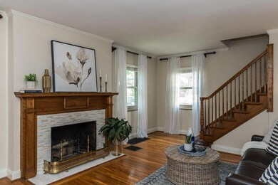 223 W Dunedin Rd, Columbus, OH 43214 - photo 3