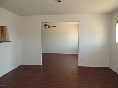 4024 Windsor Dr, Farmington, NM 87402 - photo 2