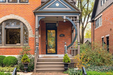 117 E Deshler Ave, Columbus, OH 43206 - photo 2