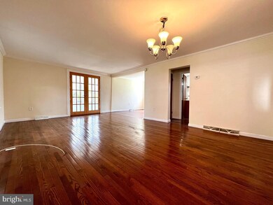 27 Rancocas Ave, Clementon, NJ 08021 - photo 3