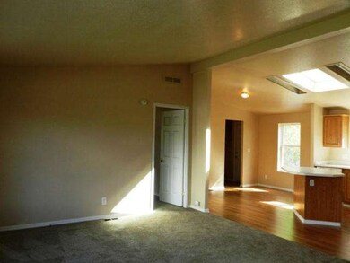 891 N Garden Plaza, East Wenatchee, WA 98802 - photo 2