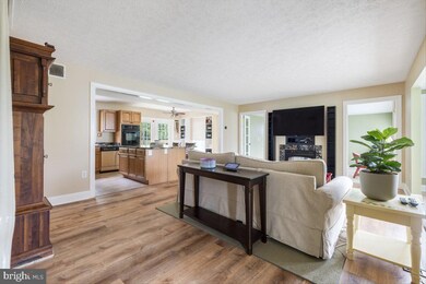 12416 Kensington Ln, Bowie, MD 20715 - photo 5