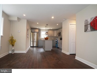 302 Glenwood Cir, Darby, PA 19023 - photo 4