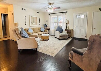 625 Reynolds Rd, Edmond, OK 73013 - photo 4