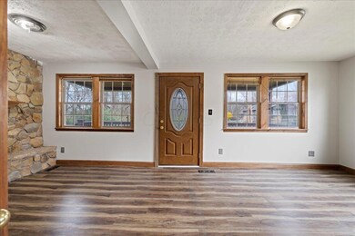 06-Living Room