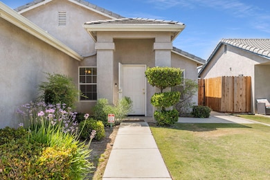 5-web-or-mls-235-w-pilot-ave