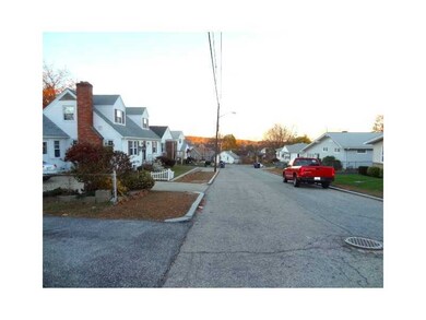81 Gloucester St, Providence, RI 02908 - photo 3
