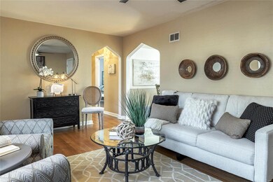 5406 Bancroft Ave, Saint Louis, MO 63109 - photo 5