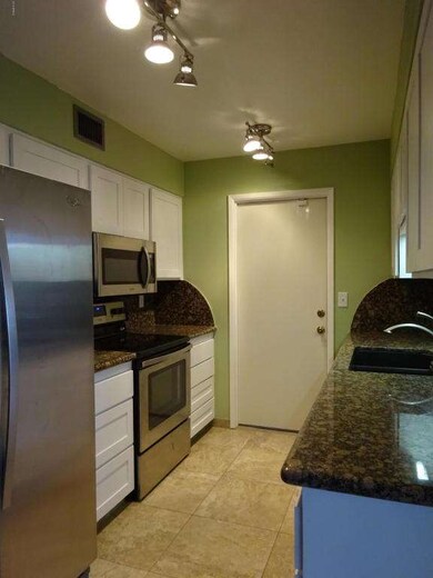 10819 W Santa fe Dr unit 15D, Sun City, AZ 85351 - photo 4