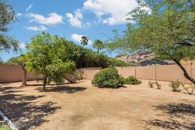 4716 N Dromedary-10