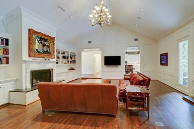 2 Lorrielake Ln, Houston, TX 77024 - photo 7