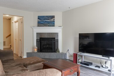 35 Madison Ct unit 21, Tinton Falls, NJ 07712 - photo 3