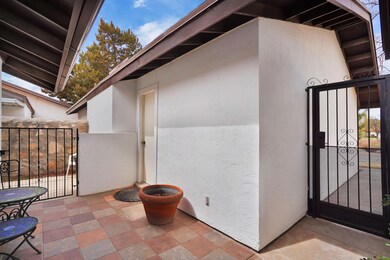 10626 Park View Cir, El Paso, TX 79935 - photo 5