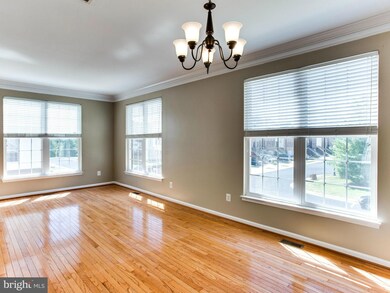 25822 Kirkwood Square, Chantilly, VA 20152 - photo 6