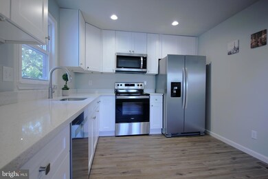 7700 Highpoint Rd, Clearwater Beach, MD 21226 - photo 4