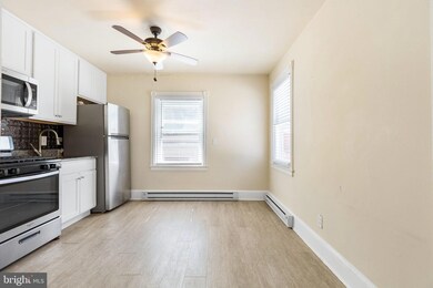 921 N Van Buren St unit 3, Wilmington, DE 19806 - photo 4