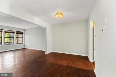 23348 Red Oak Ct, California, MD 20619 - photo 5