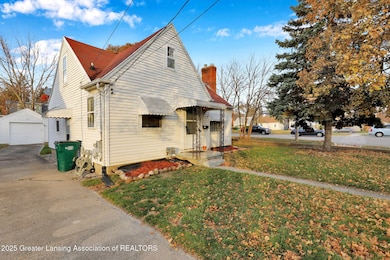 1114 Goodrich St, Lansing, MI 48910 - photo 2