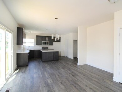 304 Laurens Spring Dr, Lake Saint Louis, MO 63367 - photo 3