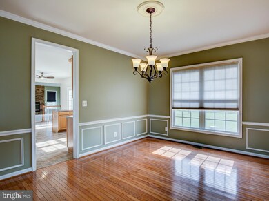 905 Castlerock Ln, Berryville, VA 22611 - photo 7