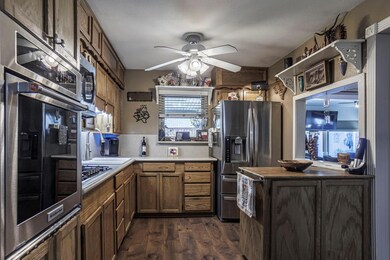 853 Russell Ln, Bedford, TX 76022 - photo 7