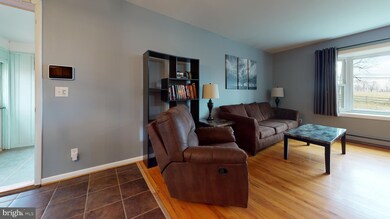 3826 Petersville Rd, Knoxville, MD 21758 - photo 5