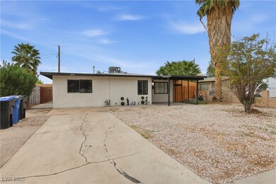 2716 N Salt Lake St, North Las Vegas, NV 89030 - photo 2
