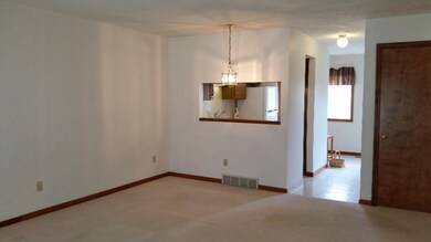Living & dining area