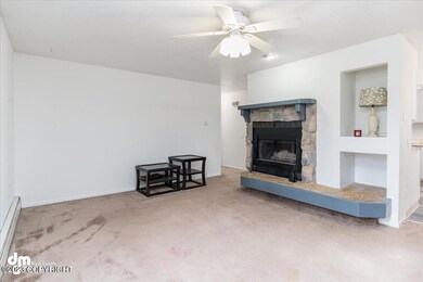 8070 Giddeon Cir unit 6, Anchorage, AK 99504 - photo 6