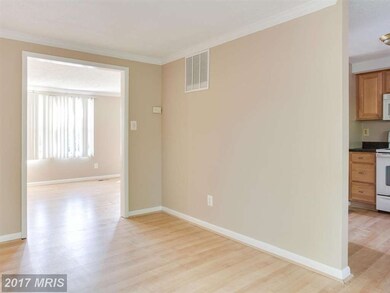 9209 Connell Ct, Columbia, MD 21046 - photo 4