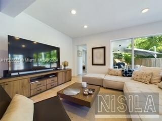 799 Curtiswood Dr, Key Biscayne, FL 33149 - photo 7