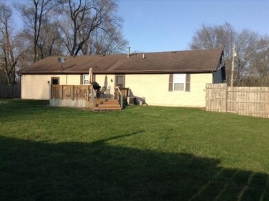52853 Hastings St, South Bend, IN 46637 - photo 2