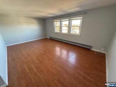 618 8th St unit 2, Lyndhurst, NJ 07071 - photo 3