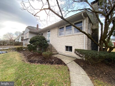 328 W Elm St, Reading, PA 19607 - photo 3