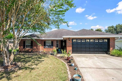 2322 Tall Oak Dr, Cantonment, FL 32533 - photo 2