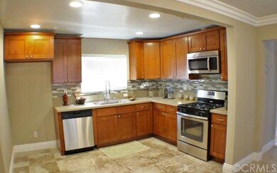 Chic Kitchen