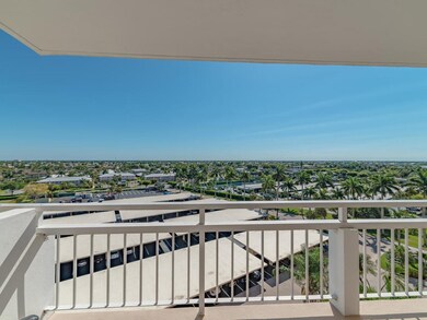 Spacious Private Lanai