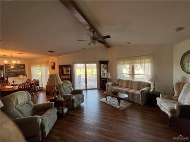 915 Citrus Dr, Alamo, TX 78516 - photo 6