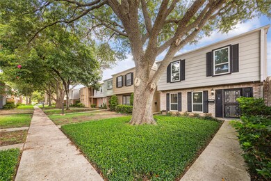 14169 Misty Meadow Ln, Houston, TX 77079 - photo 2