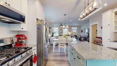 14-web-or-mls-12-Fae-Lane-Gorham-0530202