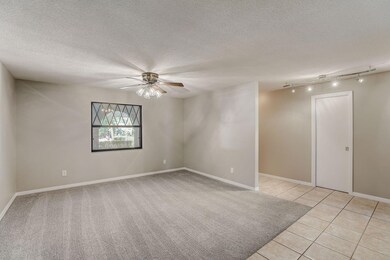 Linnea Rd-008