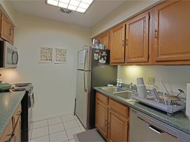 47 S Williams St unit 306, Burlington, VT 05401 - photo 4