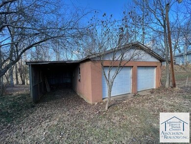 8585 Chatham Rd, Martinsville, VA 24112 - photo 4