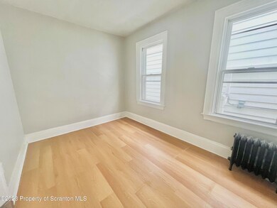 1934 Washburn St unit Fl 1, Scranton, PA 18504 - photo 7