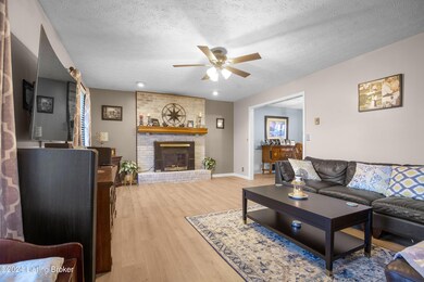 111 Venetian Way Bardstown KY 40004_002