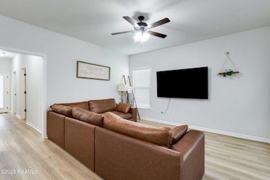 8-web-or-mls-132 Springsteen Ln-7