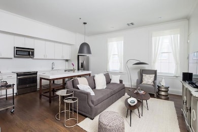 1823 Prytania St unit 206, New Orleans, LA 70130 - photo 4