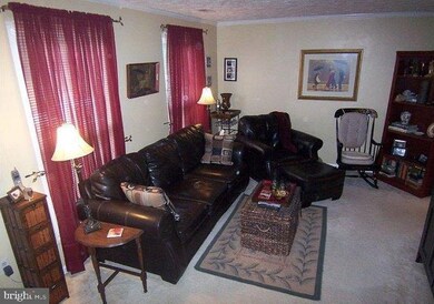 22418 Stablehouse Dr, Sterling, VA 20164 - photo 4