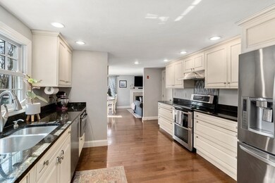 23 Leigh St, Framingham, MA 01701 - photo 6